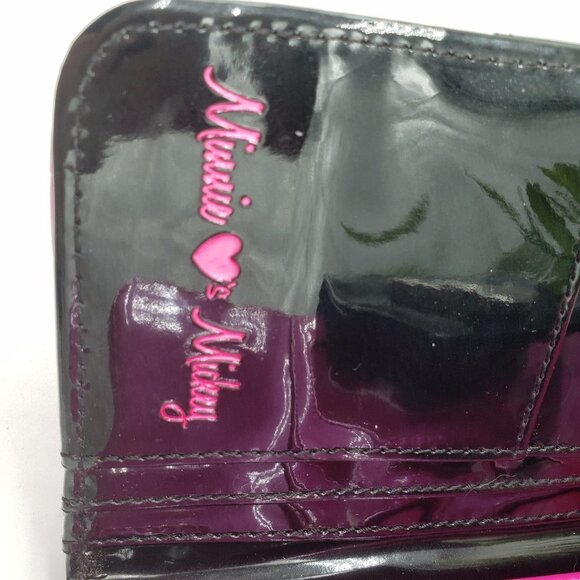 Loungefly Minnie Loves Mickey Embossed Pink Black Patent Leather Wallet - Picture 7 of 10